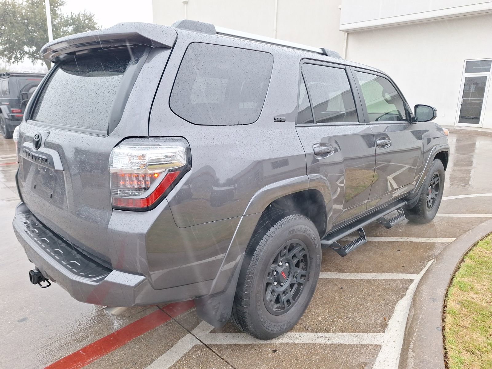 Used 2023 Toyota 4Runner SR5 image 6