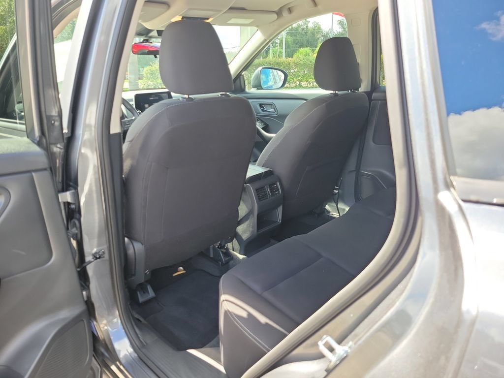 Certified 2026 Nissan Rogue S FWD image 8