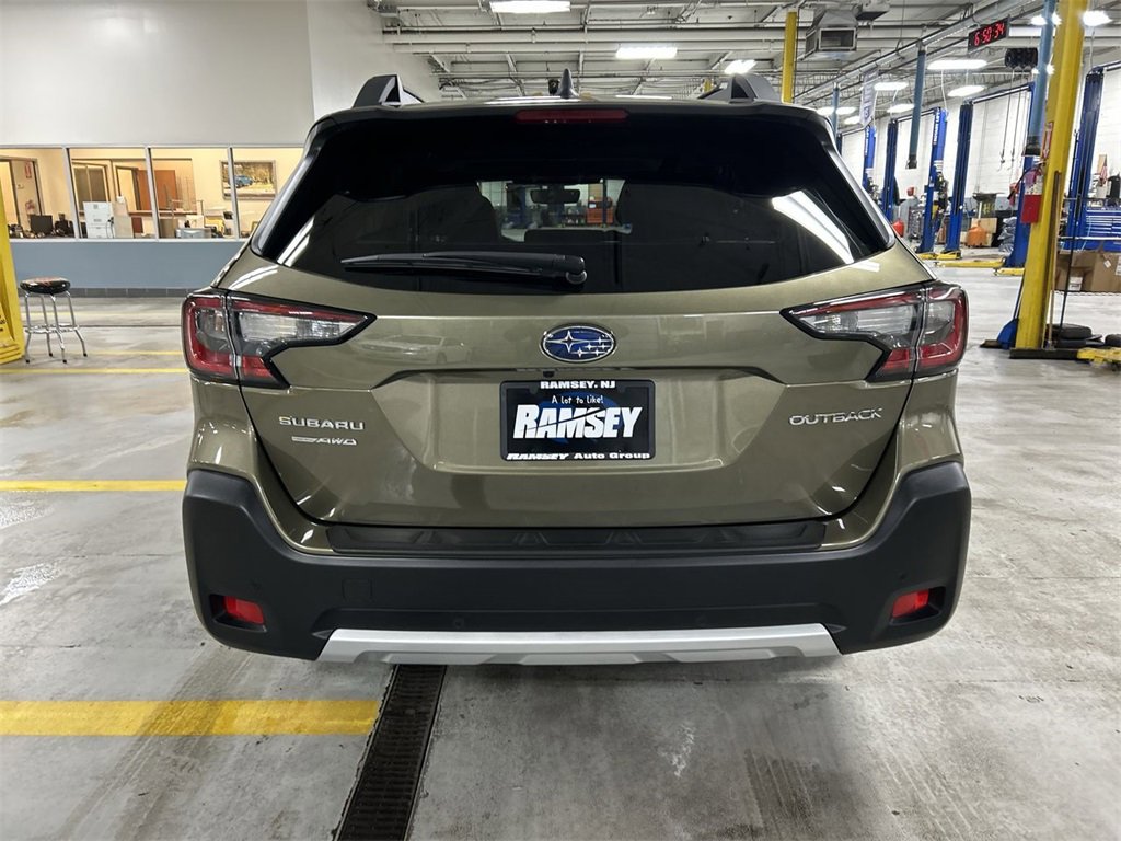 Certified 2025 Subaru Outback Limited image 7
