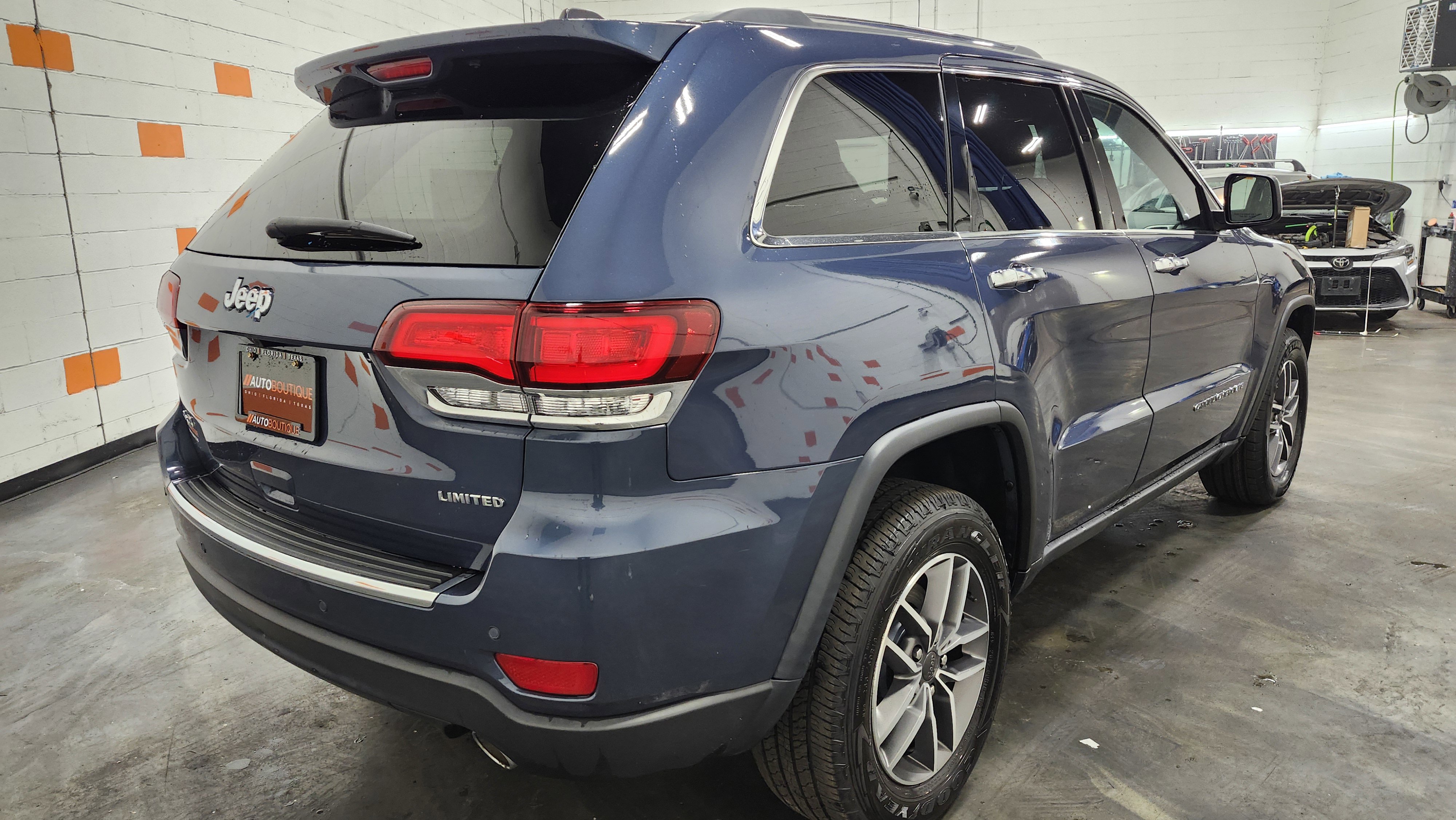 Used 2021 Jeep Grand Cherokee Limited w/ Premium Lighting Group image 20
