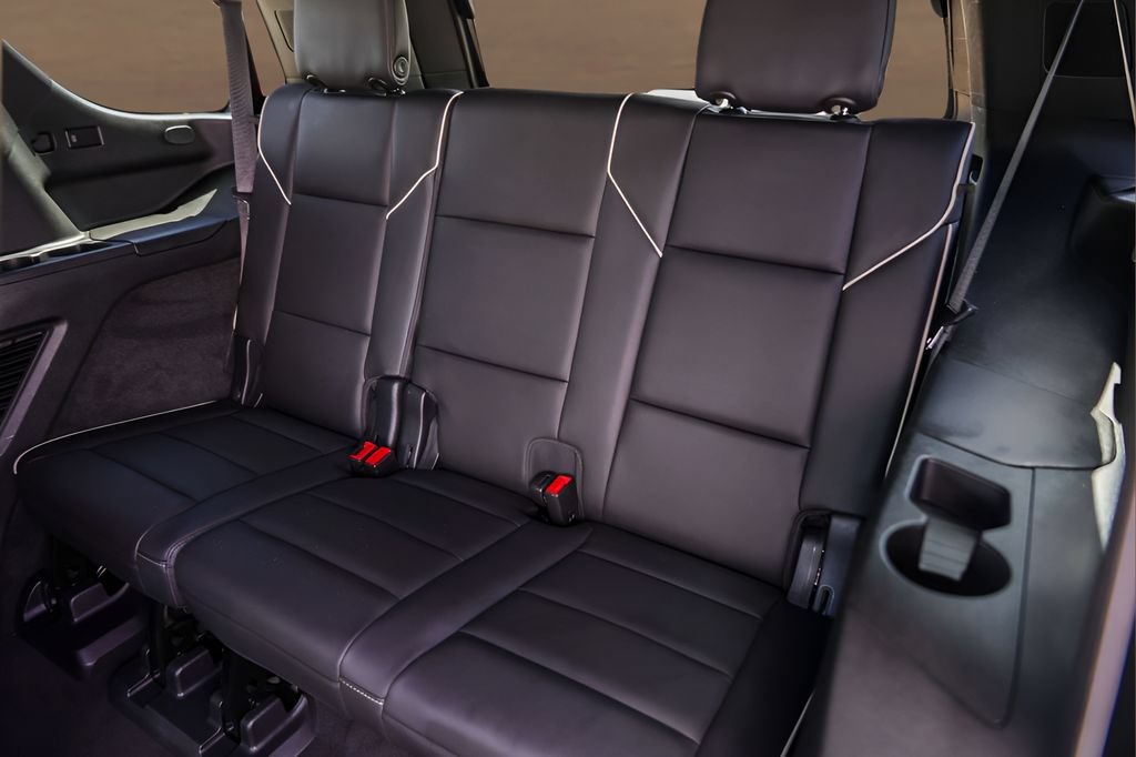 Used 2021 Cadillac Escalade Sport w/ Driver Assist Tech Package AWD/4WD image 26