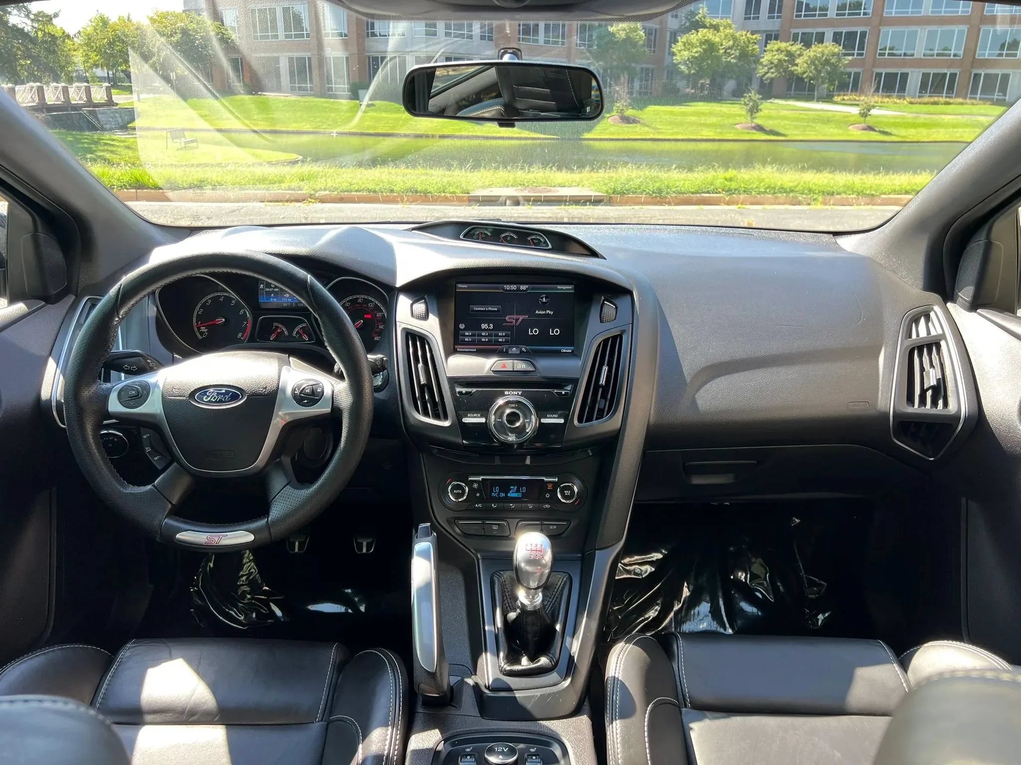 Used 2014 Ford Focus ST w/ Equipment Group 202A FWD image 19