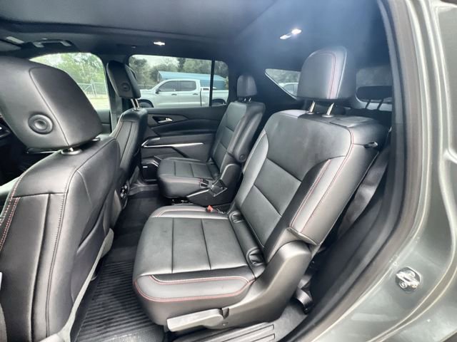 Certified 2025 Chevrolet Traverse Z71 w/ Enhanced Driving Package AWD/4WD image 24