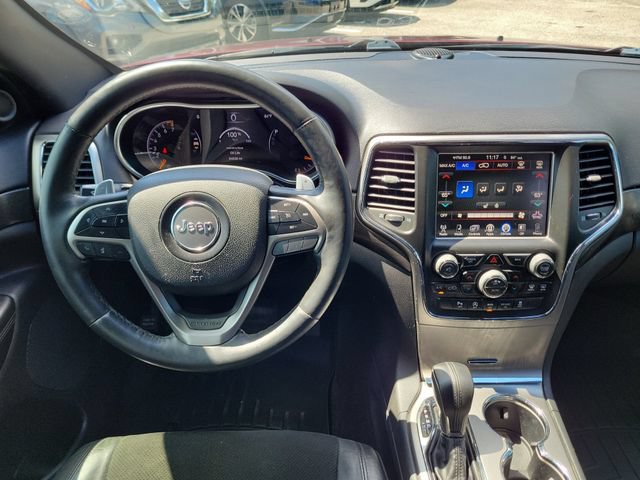 Used 2017 Jeep Grand Cherokee Altitude AWD/4WD image 16