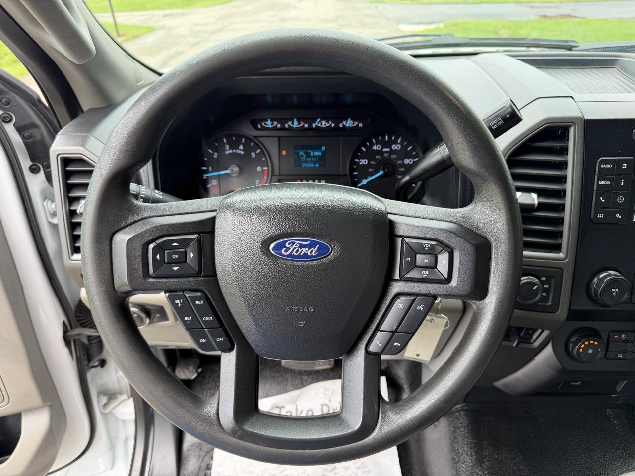 Used 2022 Ford F350 XL w/ Power Equipment Group AWD/4WD image 17