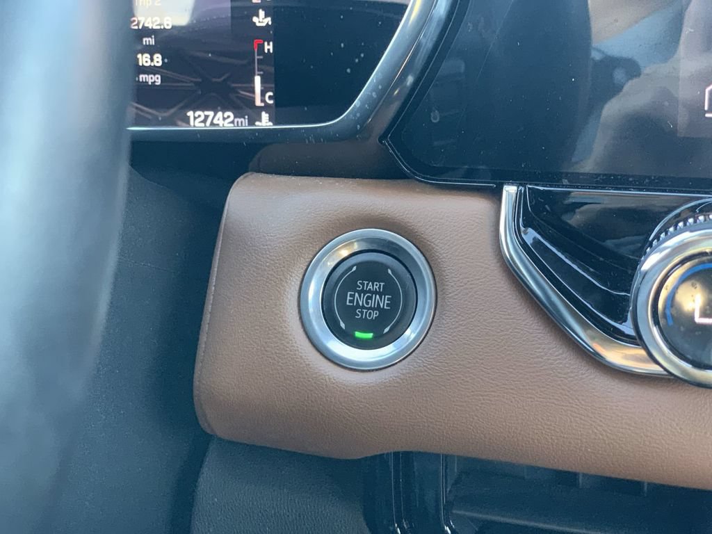 Certified 2023 GMC Canyon AT4 AWD/4WD image 15