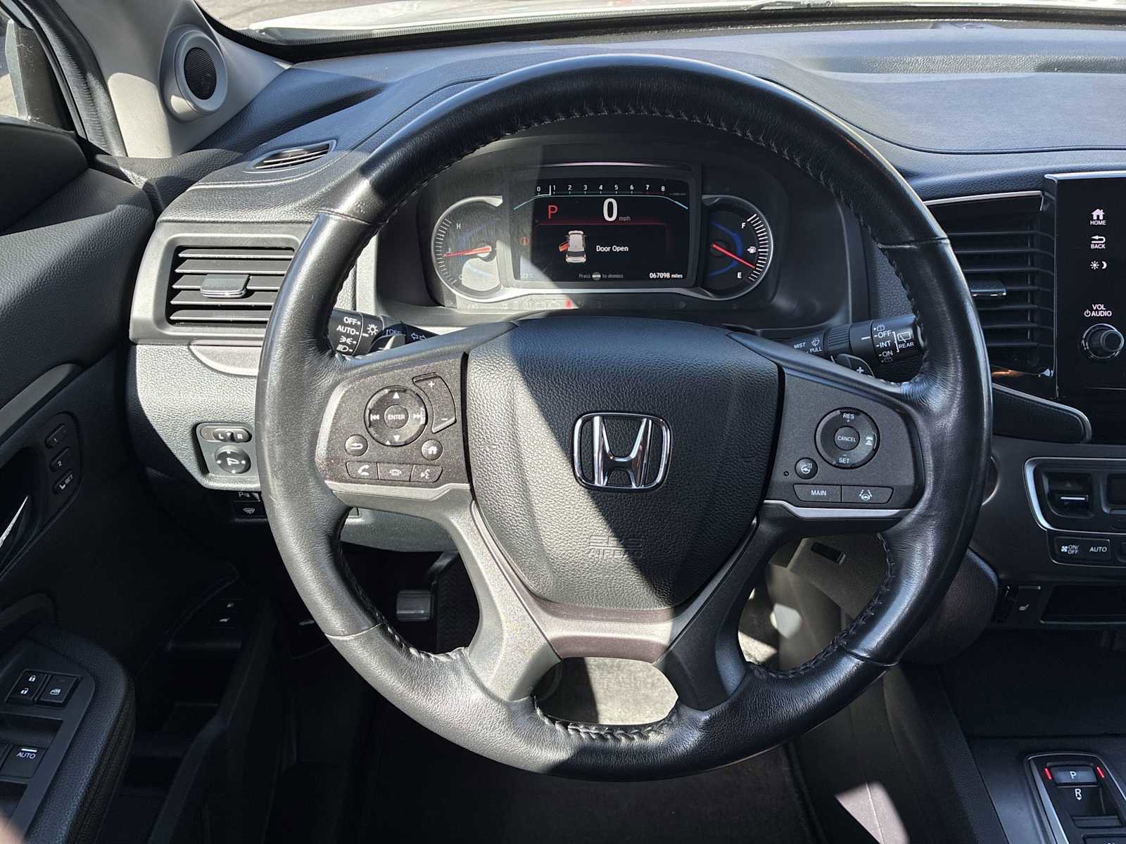 Used 2021 Honda Pilot Black Edition image 11