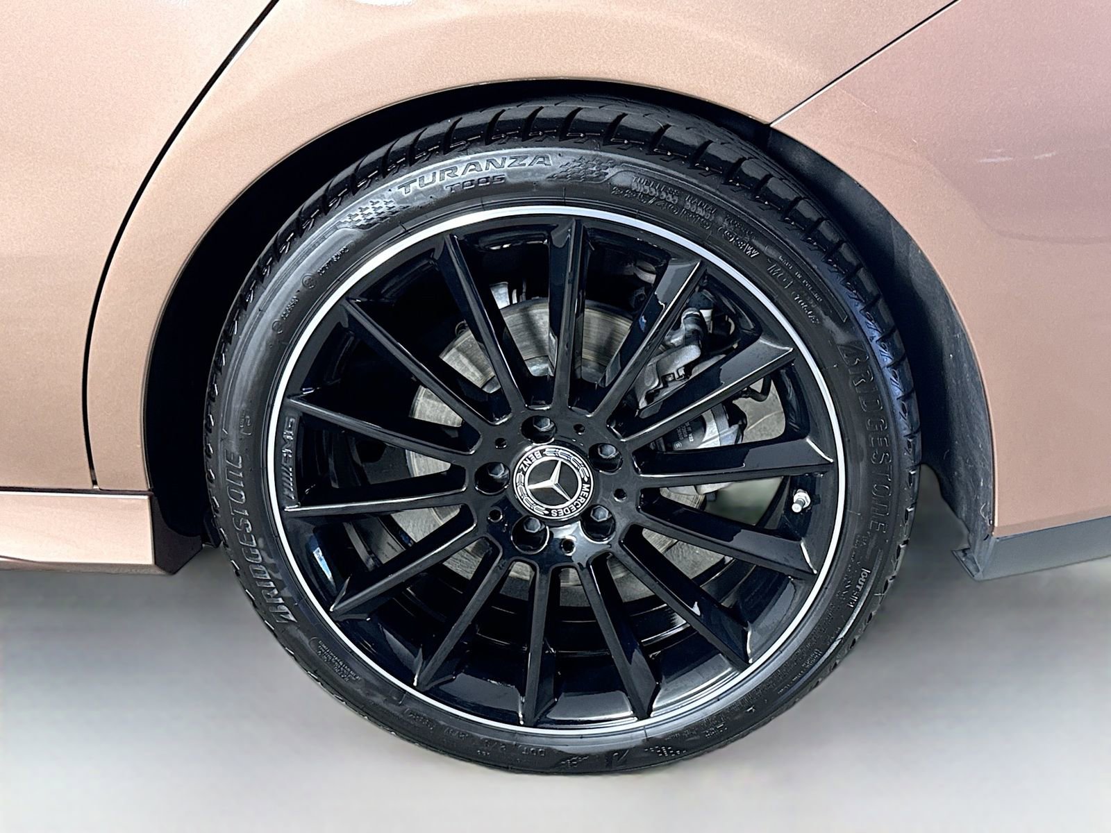 Used 2022 Mercedes-Benz CLA 250 image 31