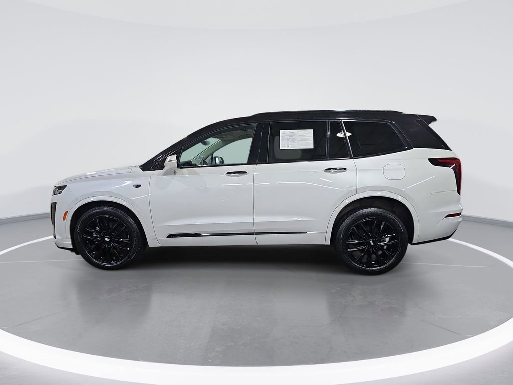 Certified 2021 Cadillac XT6 Premium Luxury w/ LPO, ONYX Package image 7