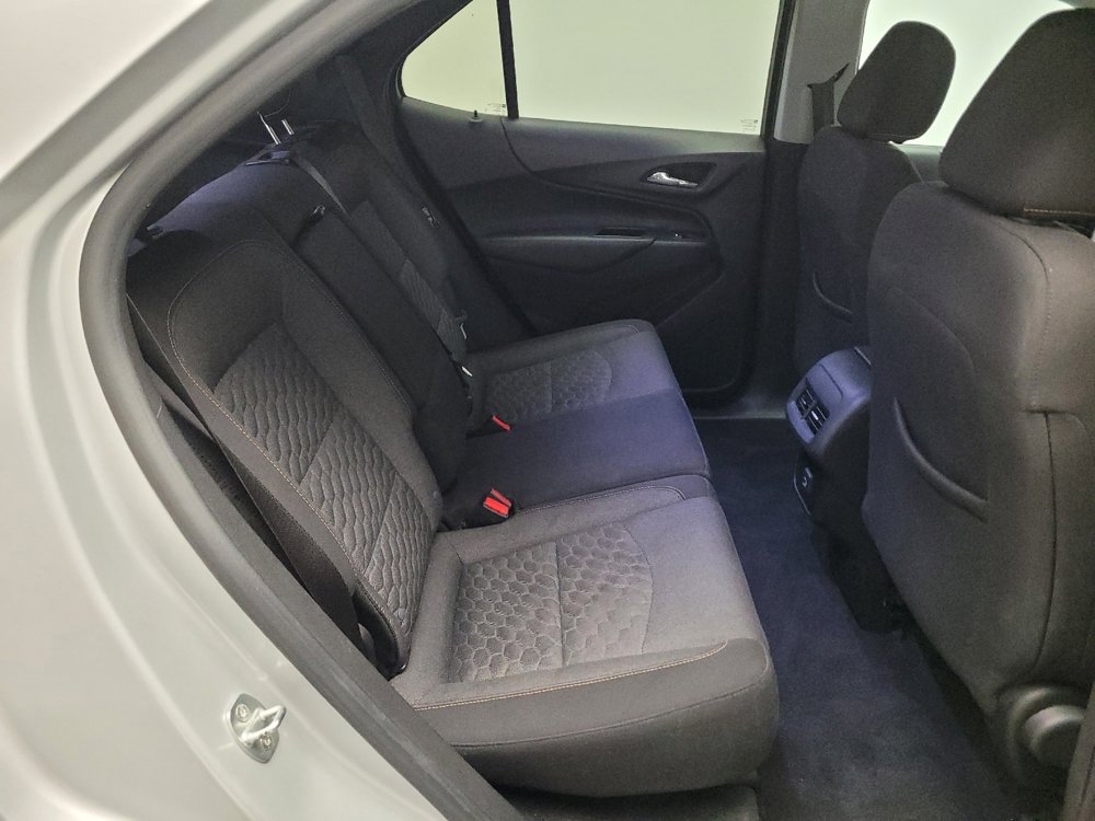 Used 2020 Chevrolet Equinox LT image 19