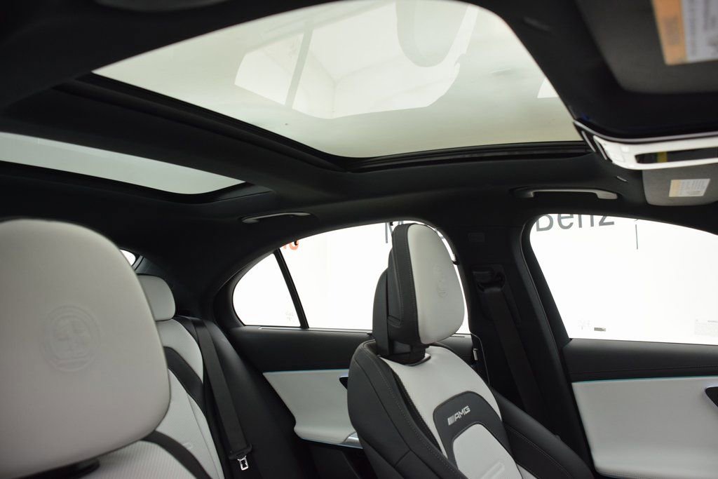 New 2026 Mercedes-Benz E 53 AMG e 4MATIC Sedan image 19