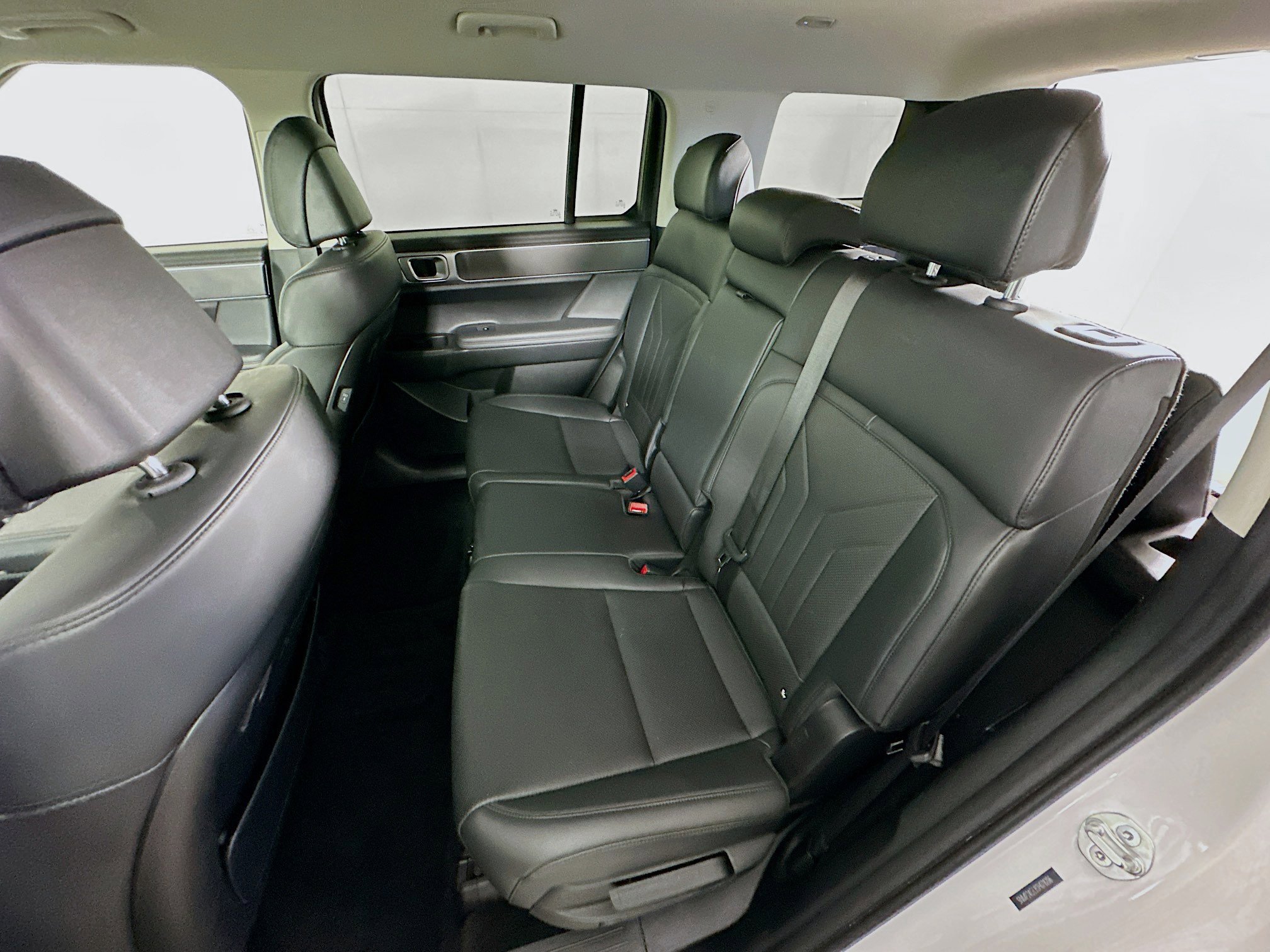 Used 2025 Hyundai Santa Fe SEL image 25