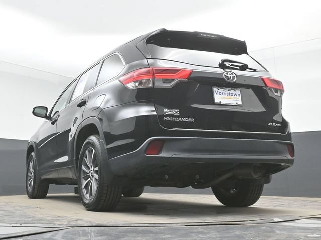 Used 2018 Toyota Highlander XLE w/ Protection Package #3 AWD/4WD image 52