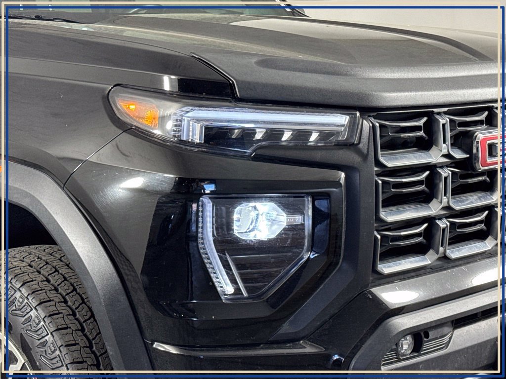 Certified 2024 GMC Canyon AT4 w/ LPO, Off Road Lift Package AWD/4WD image 6