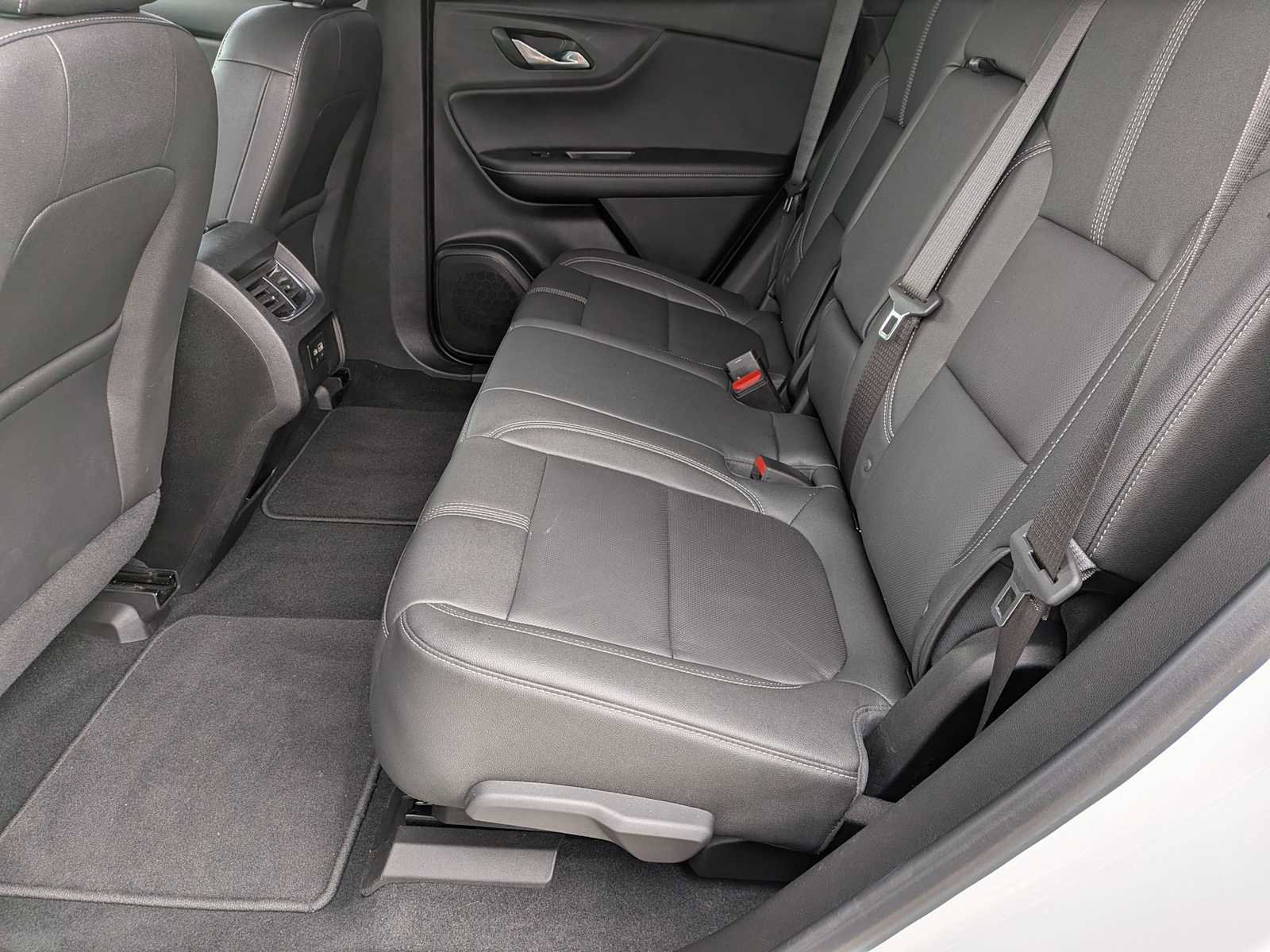 Used 2023 Chevrolet Blazer LT AWD/4WD image 18