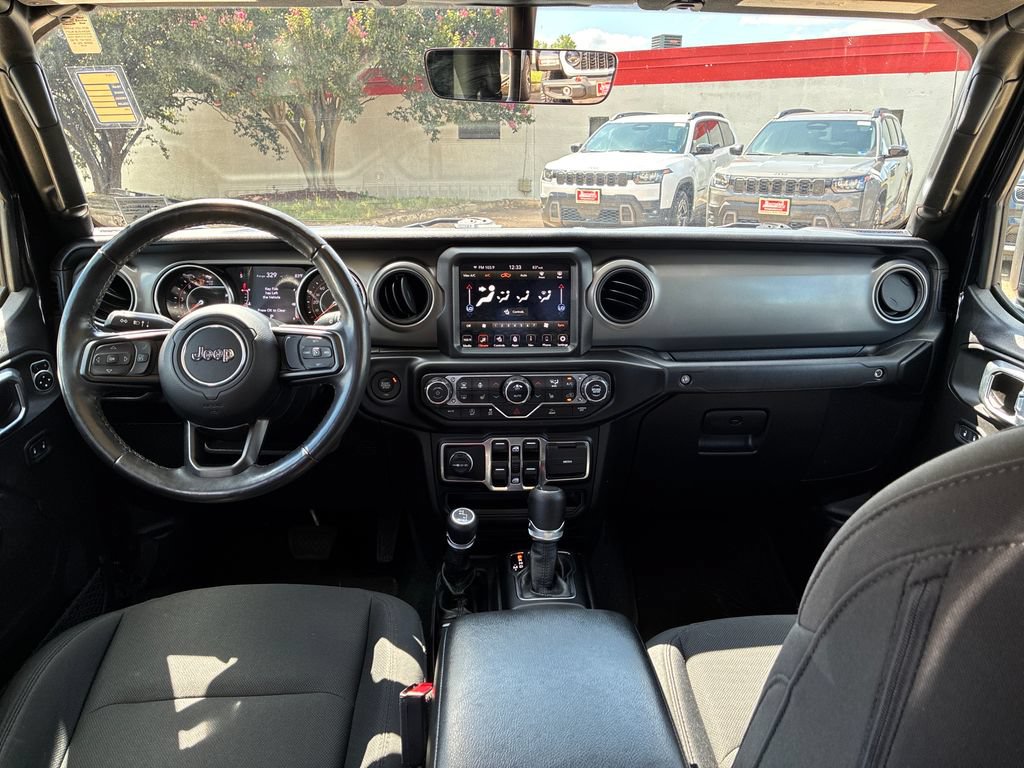 Used 2022 Jeep Gladiator Sport AWD/4WD image 14