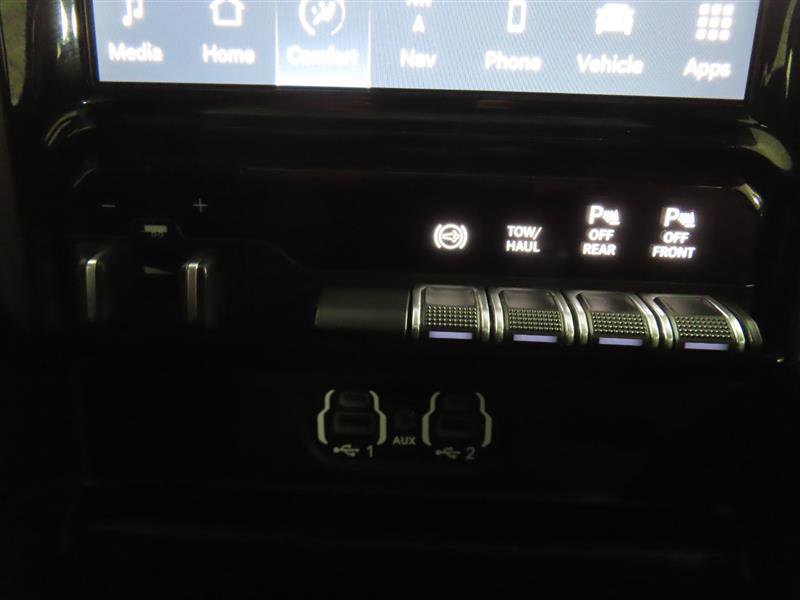 Used 2024 RAM 3500 Laramie w/ Night Edition image 28