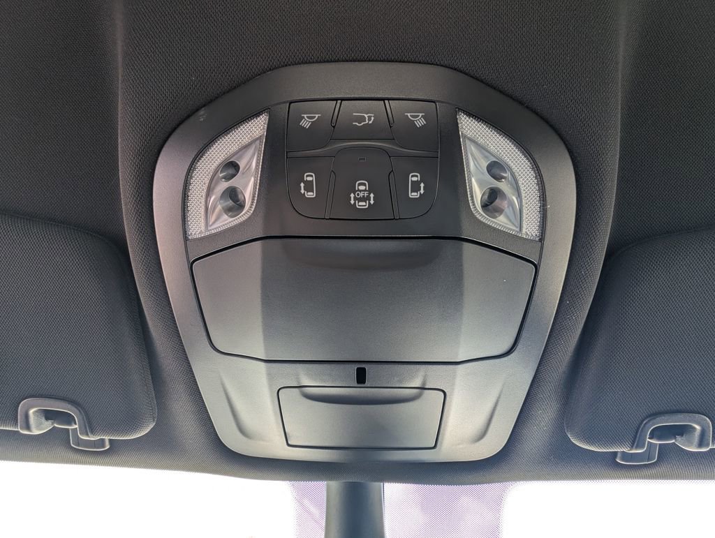 New 2026 Chrysler Pacifica Select w/ S Appearance Package AWD/4WD image 37
