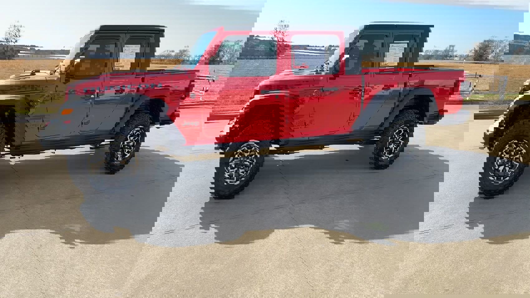 Used 2024 Jeep Gladiator Rubicon w/ Safety Group image 4