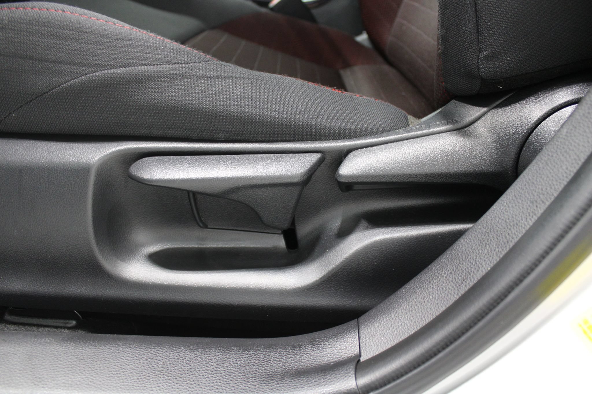 Used 2024 Toyota Corolla SE w/ SE Premium Package FWD image 41