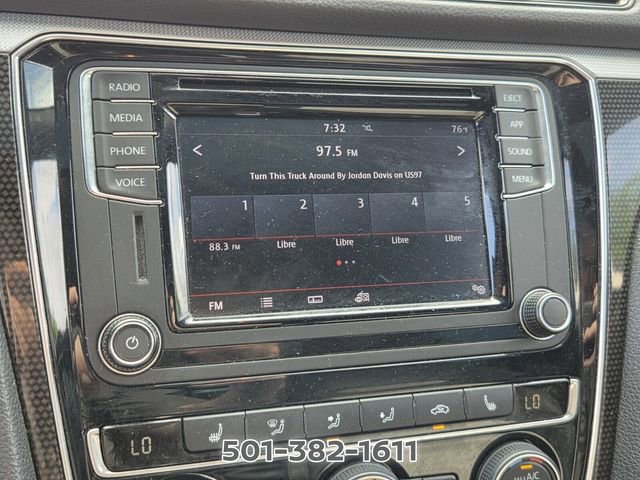 Used 2018 Volkswagen Passat 3.6 FWD image 20