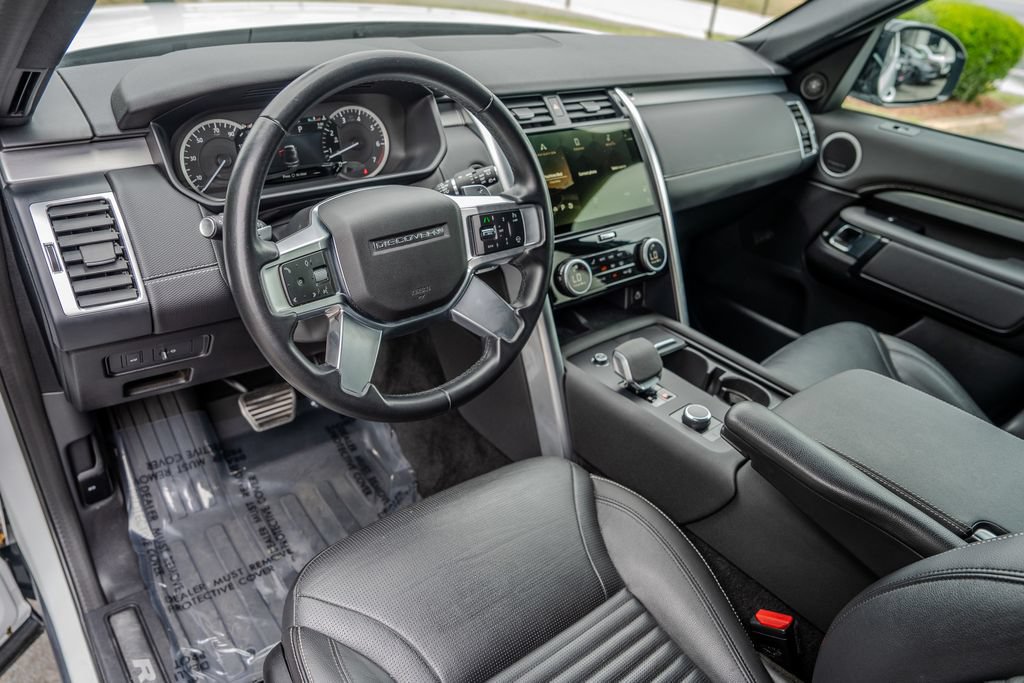 Used 2023 Land Rover Discovery S R-Dynamic AWD/4WD image 4