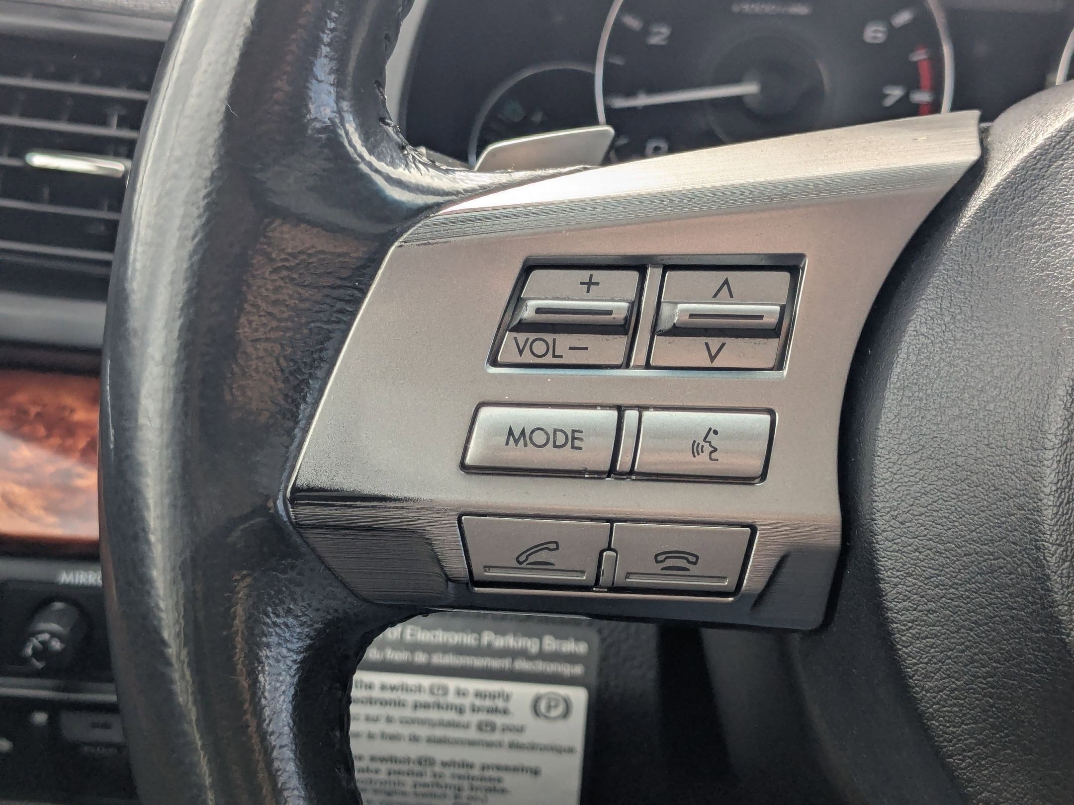 Used 2011 Subaru Outback 2.5i Limited w/ PWR Moonroof Pkg image 20