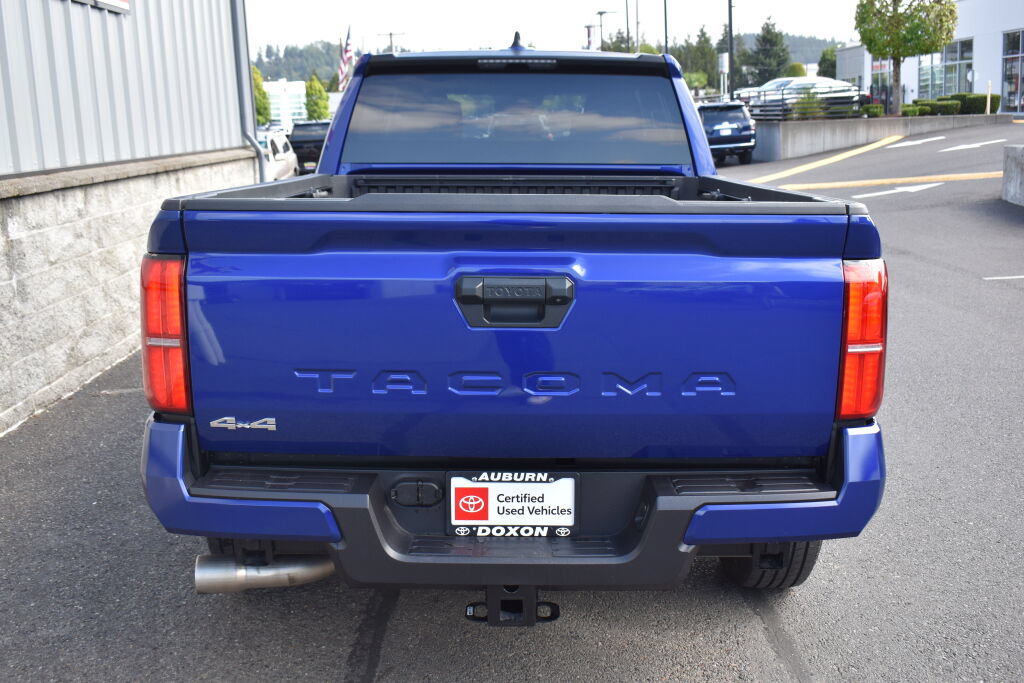 Certified 2025 Toyota Tacoma SR5 AWD/4WD image 6