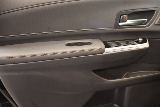 New 2026 Toyota Sienna Platinum AWD/4WD image 10