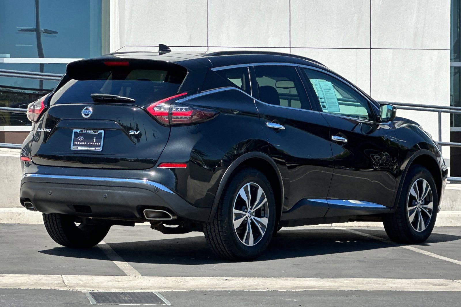 Used 2021 Nissan Murano SV image 3
