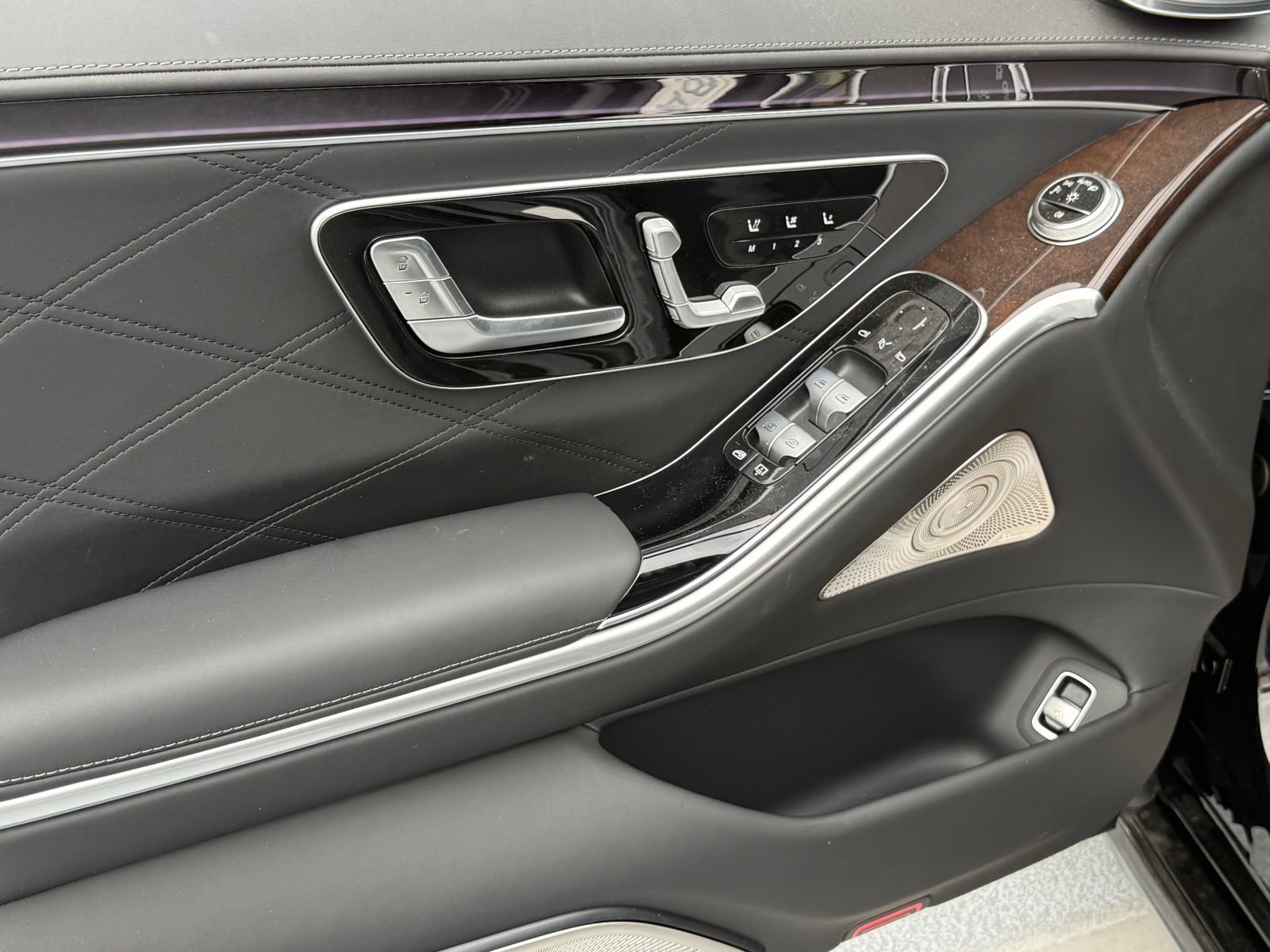 New 2026 Mercedes-Benz Maybach S 580 4MATIC image 19