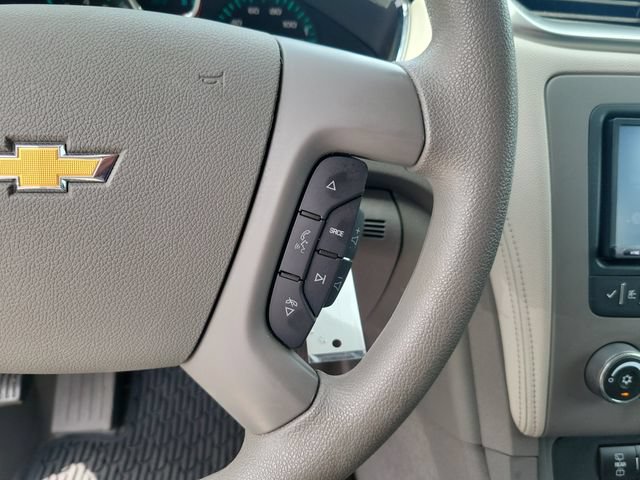 Used 2016 Chevrolet Traverse LS FWD image 18