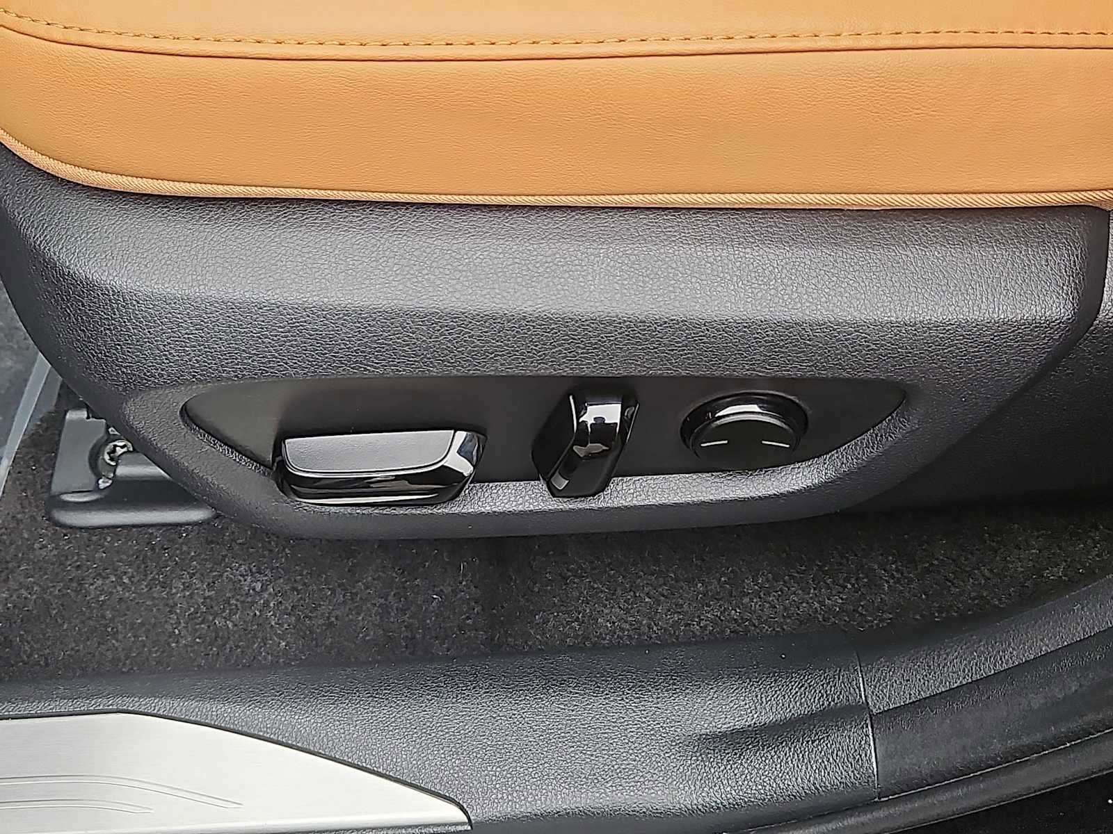 Used 2024 Lexus NX 350 AWD w/ Cold Area Package image 22