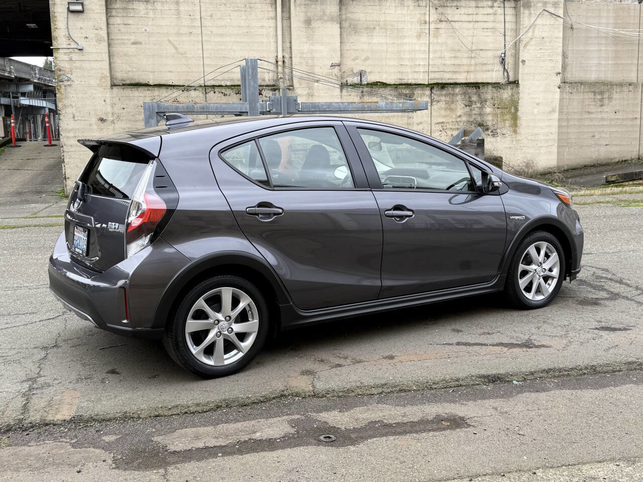 Used 2018 Toyota Prius C Four image 11