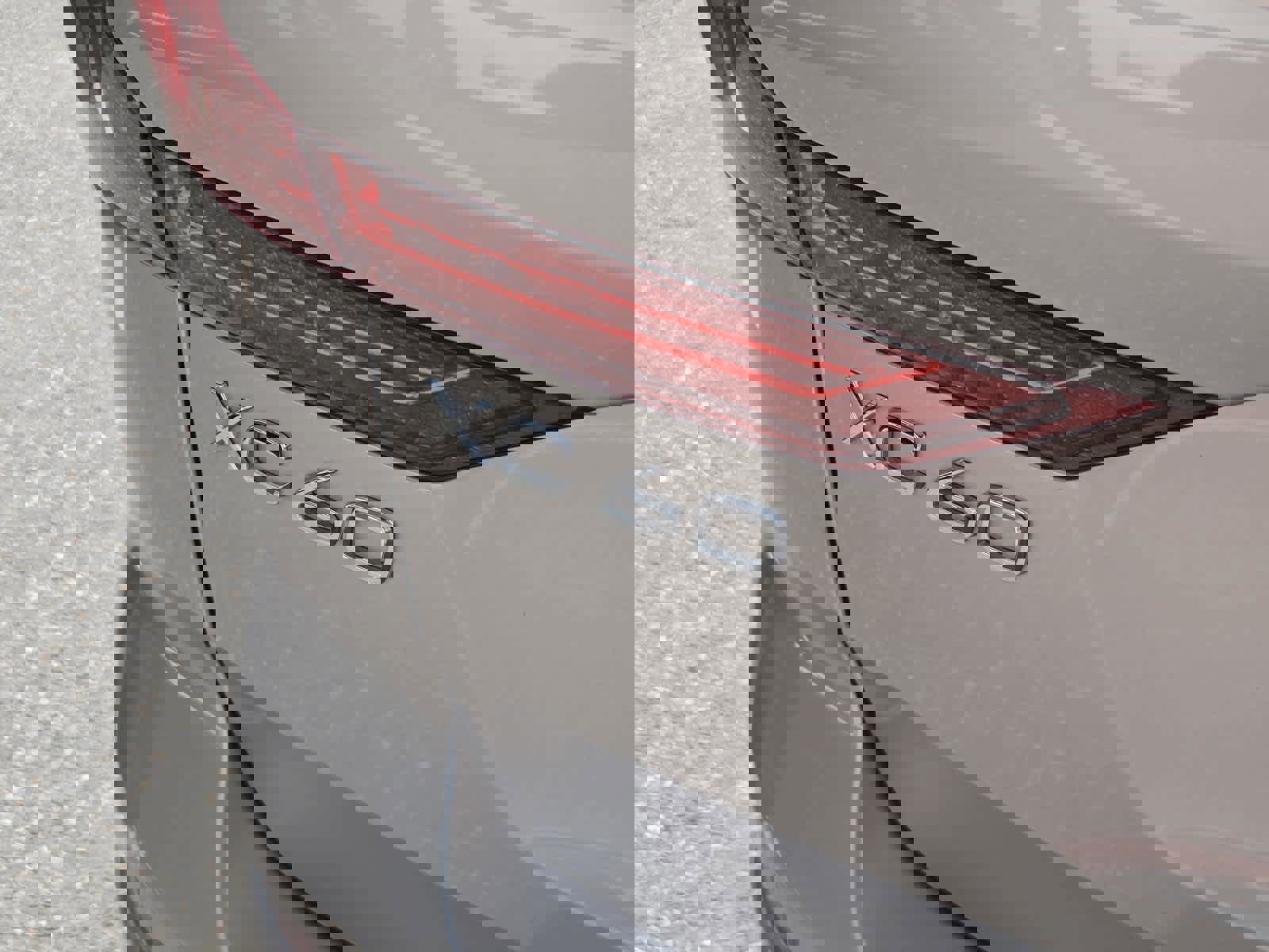 Used 2025 Volvo XC60 B5 Plus image 14