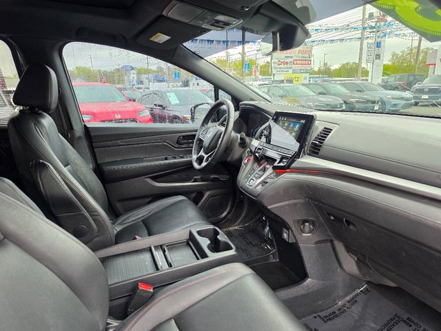 Certified 2023 Honda Odyssey Sport image 11