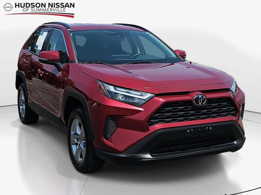 Used 2023 Toyota RAV4 XLE AWD/4WD image 1