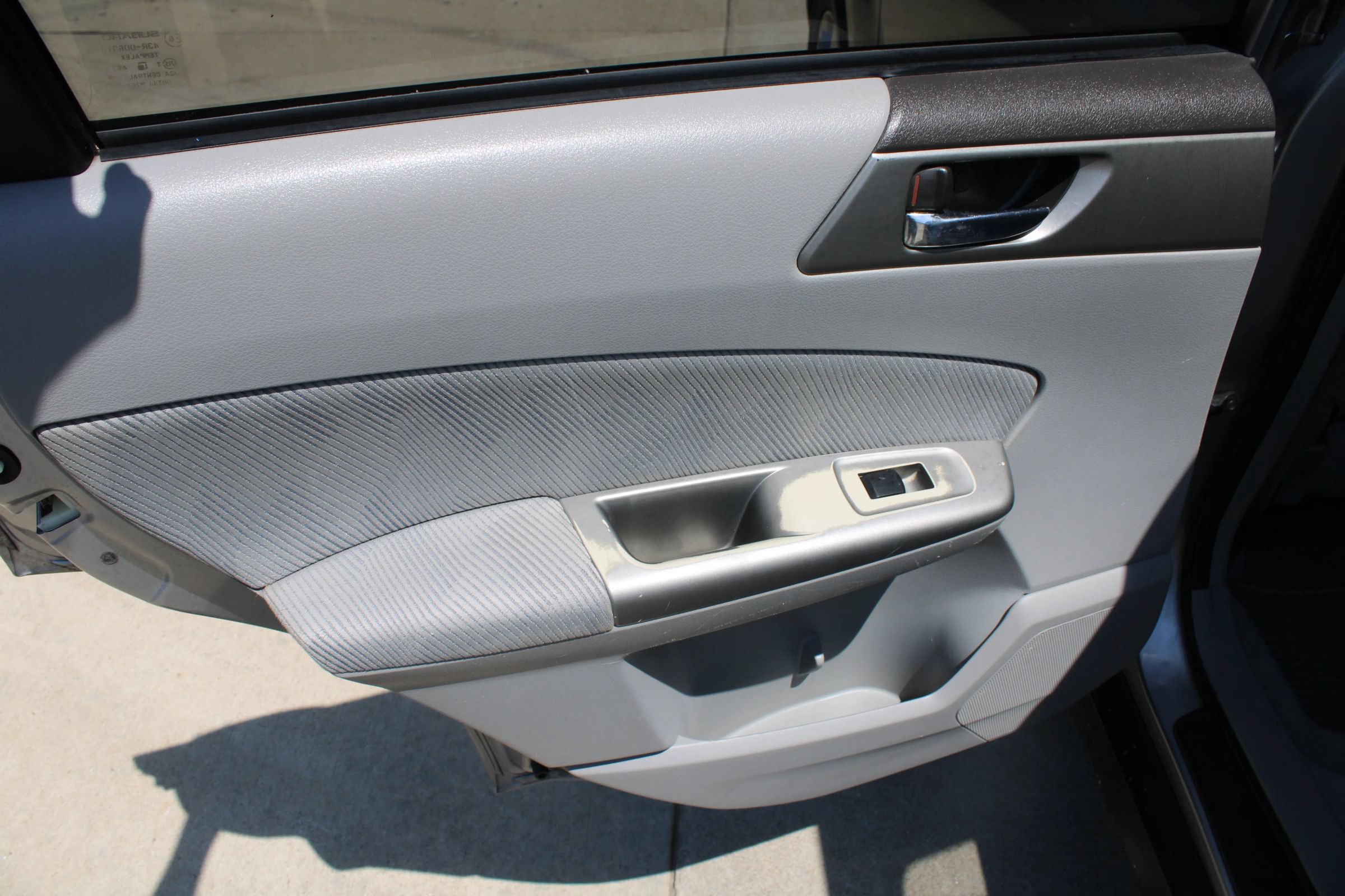 Used 2010 Subaru Forester 2.5X Premium w/ Popular Equipment Group 1A AWD/4WD image 18