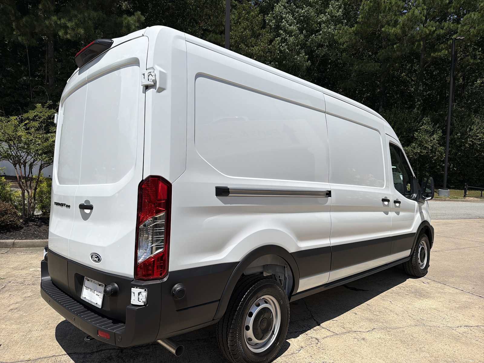 New 2026 Ford Transit 250 148 Medium Roof w/ Load Area Protection Package RWD image 7