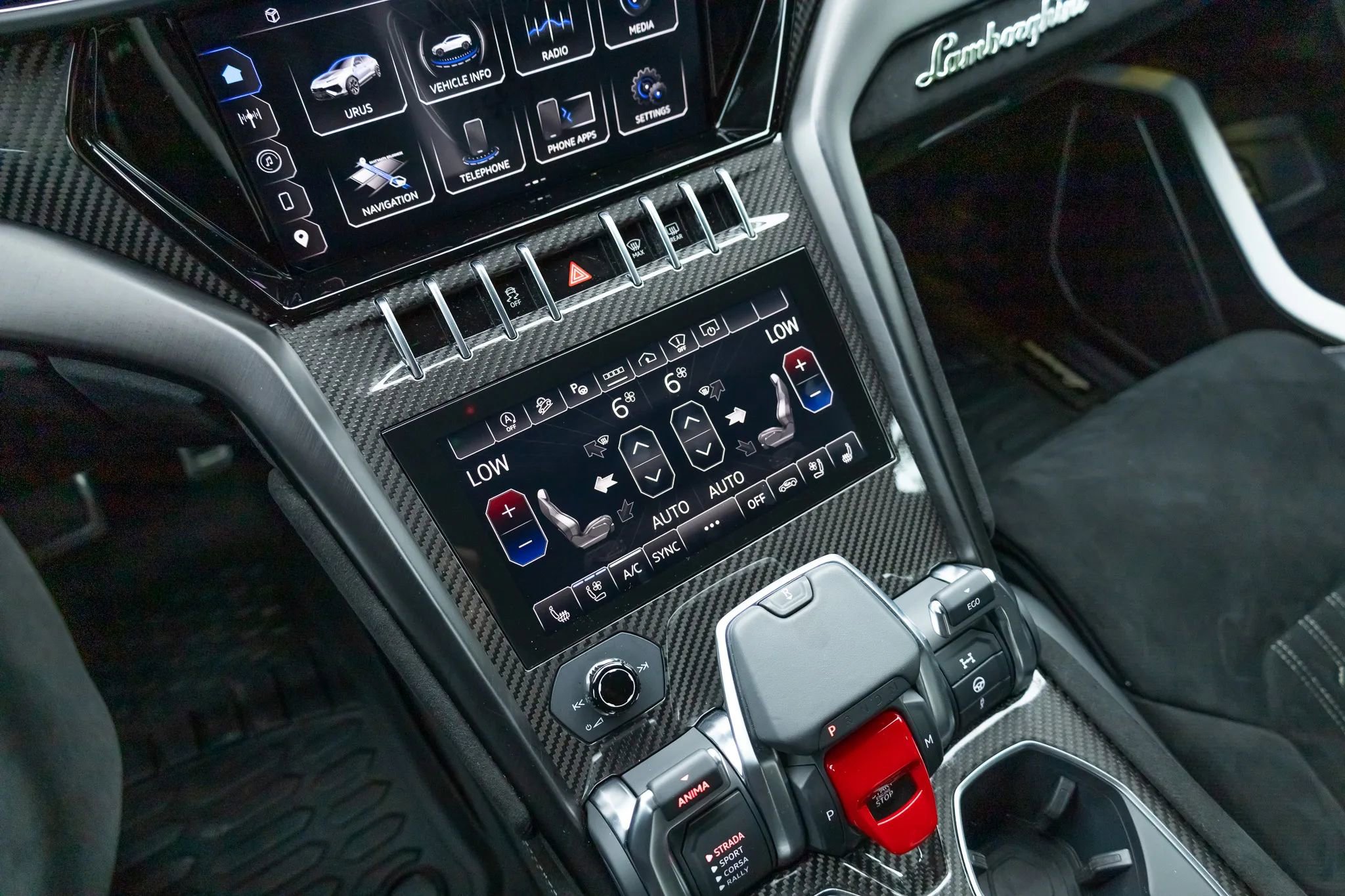 Used 2024 Lamborghini Urus Performante AWD/4WD image 62