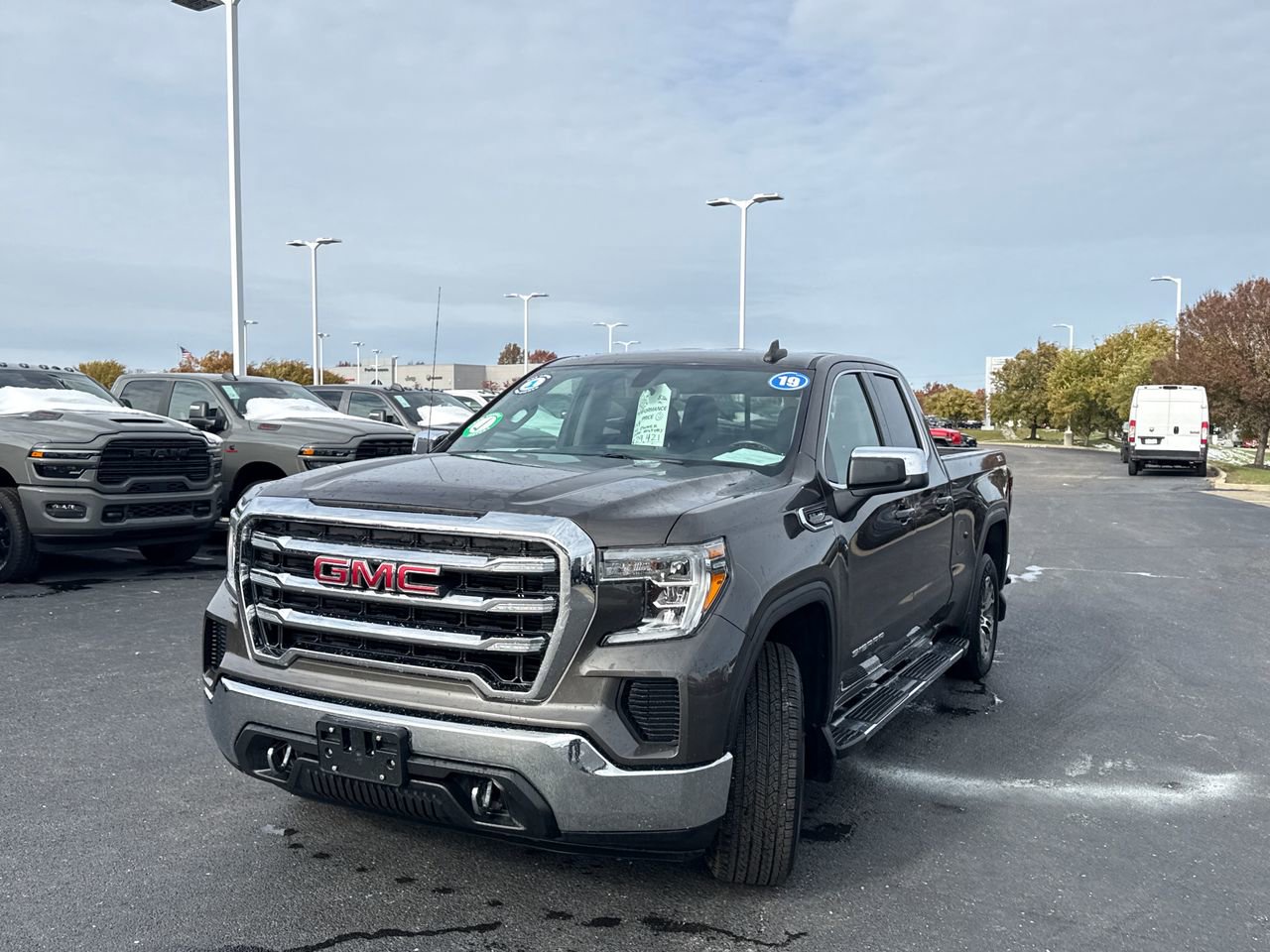 Used 2019 GMC Sierra 1500 SLE image 7
