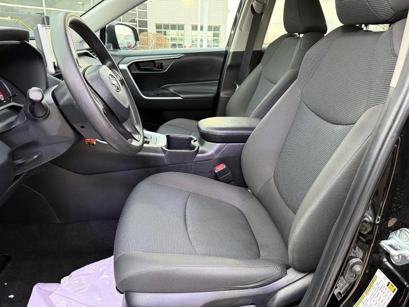 Used 2023 Toyota RAV4 LE image 16