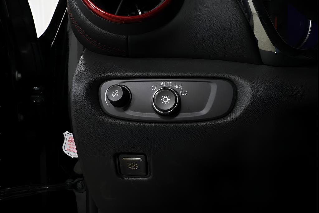 Used 2025 Chevrolet Blazer RS FWD image 18