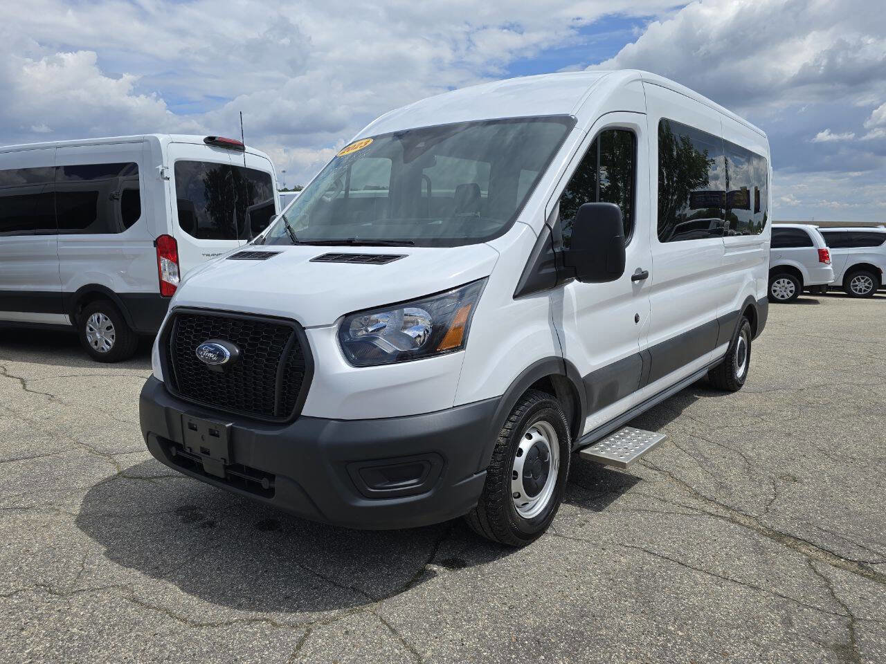 Used 2023 Ford Transit 350 XL image 9