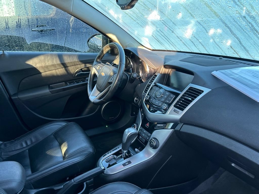 Used 2015 Chevrolet Cruze LTZ w/ Sun, Sound and Sport Package FWD image 8