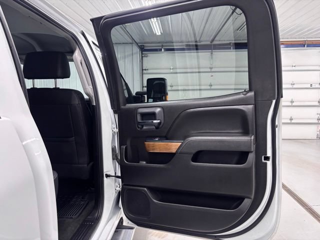 Used 2018 Chevrolet Silverado 2500 LTZ w/ LTZ Plus Package AWD/4WD image 8