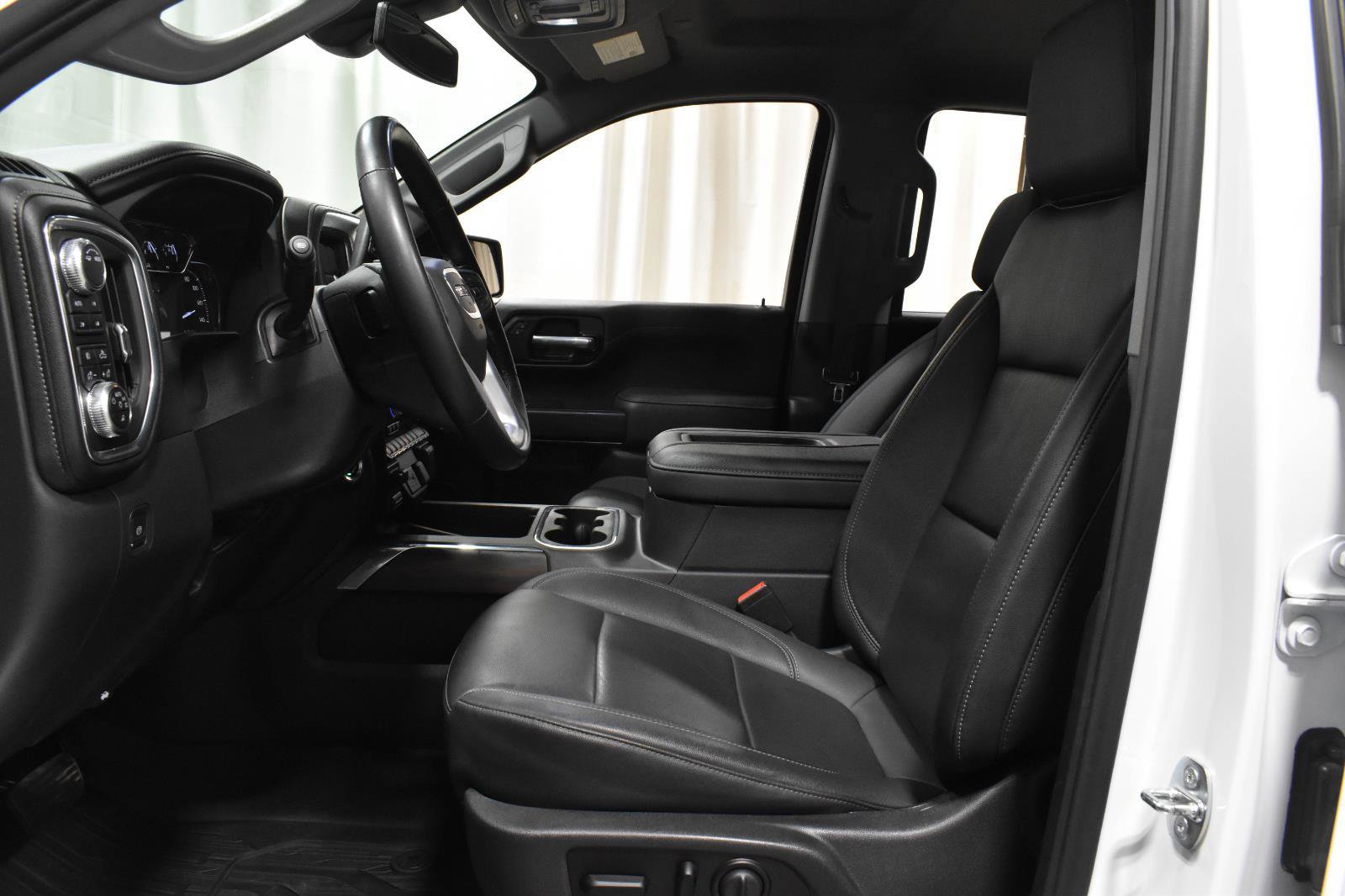 Used 2021 GMC Sierra 1500 SLT w/ SLT Premium Plus Package AWD/4WD image 7