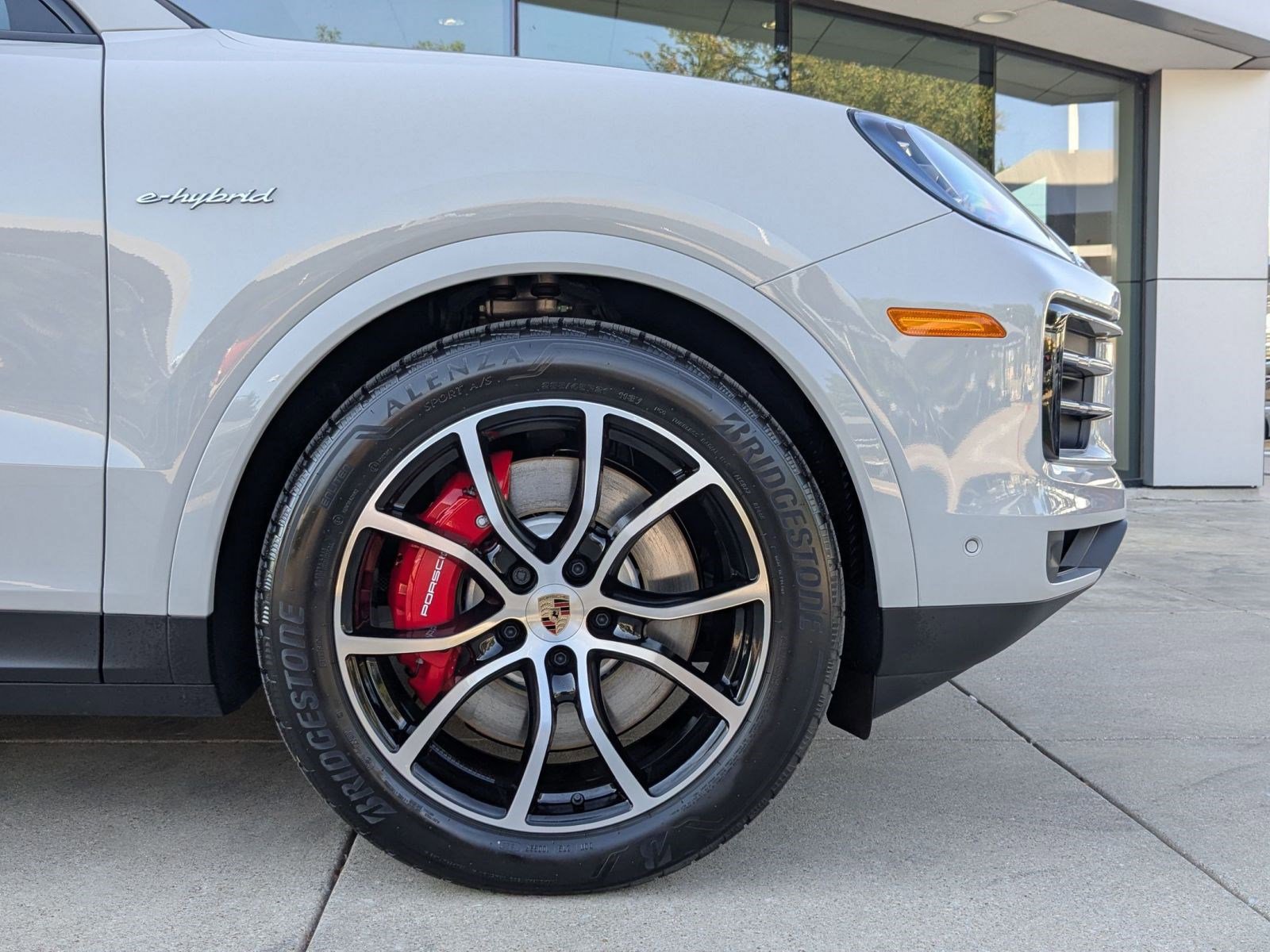 New 2026 Porsche Cayenne S image 11