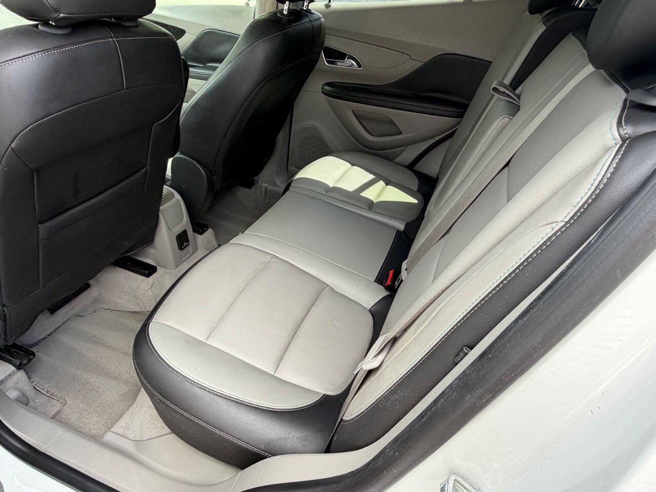 Used 2015 Buick Encore Leather FWD image 8
