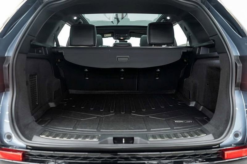 Used 2023 Land Rover Discovery Sport S R-Dynamic image 36